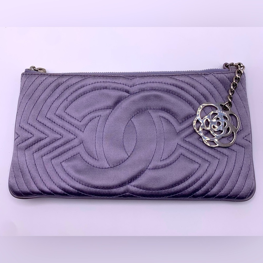 Chanel Camellia Charm Pochette - Vintage - Picture 2 of 7